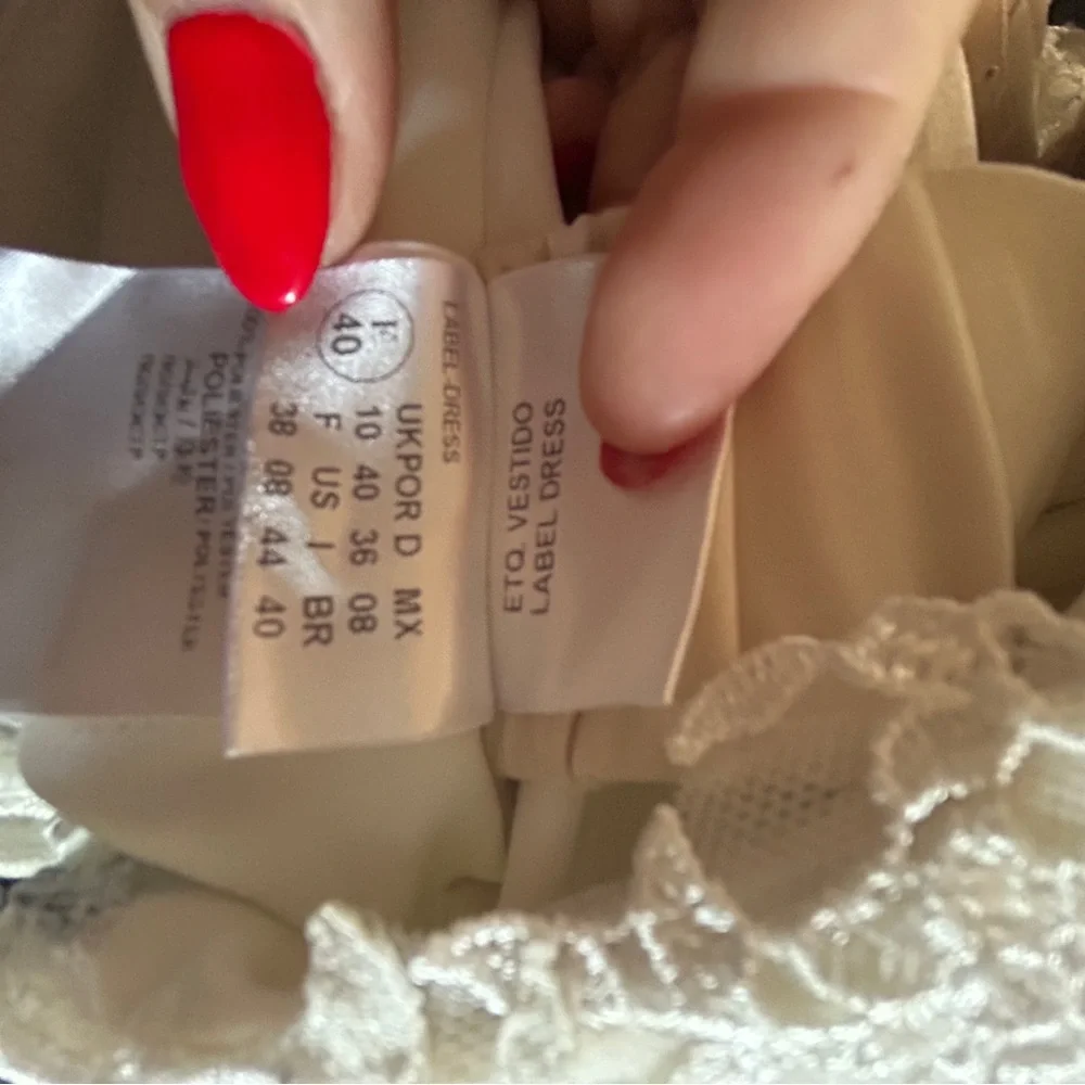 Pronovias Elegant Lace Wedding Dress size us 8 - Picture 10 of 11